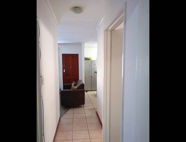 3 BEDROOM PROPERTY TO RENT IN RONDEVLEI PARK